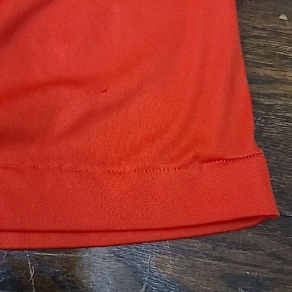 Vintage 70s Red Retro Layering Basic Shirt - Picture 10 of 13